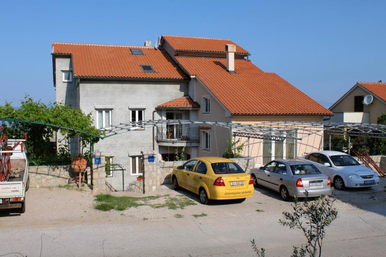 Apartments And Rooms With Parking Space Njivice, Krk - 5458 Ngoại thất bức ảnh
