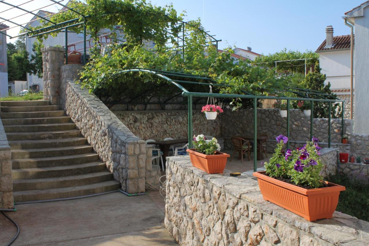 Apartments And Rooms With Parking Space Njivice, Krk - 5458 Ngoại thất bức ảnh