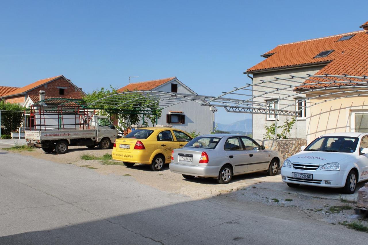 Apartments And Rooms With Parking Space Njivice, Krk - 5458 Ngoại thất bức ảnh
