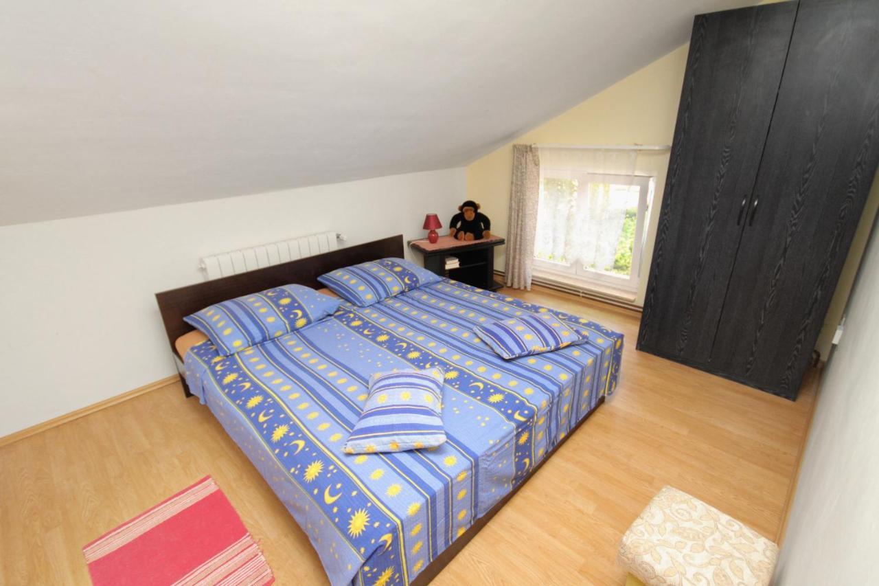 Apartments And Rooms With Parking Space Njivice, Krk - 5458 Ngoại thất bức ảnh