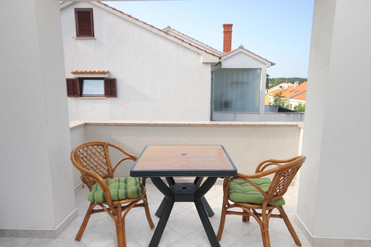 Apartments And Rooms With Parking Space Njivice, Krk - 5458 Ngoại thất bức ảnh