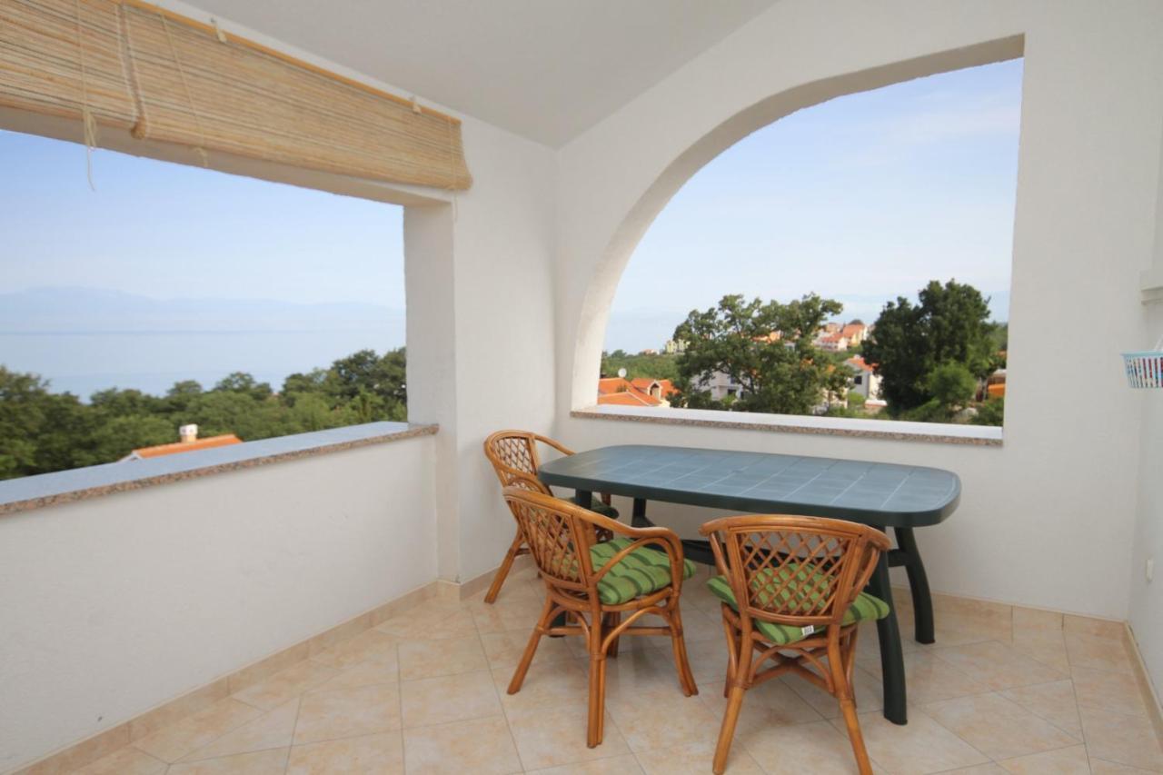Apartments And Rooms With Parking Space Njivice, Krk - 5458 Ngoại thất bức ảnh