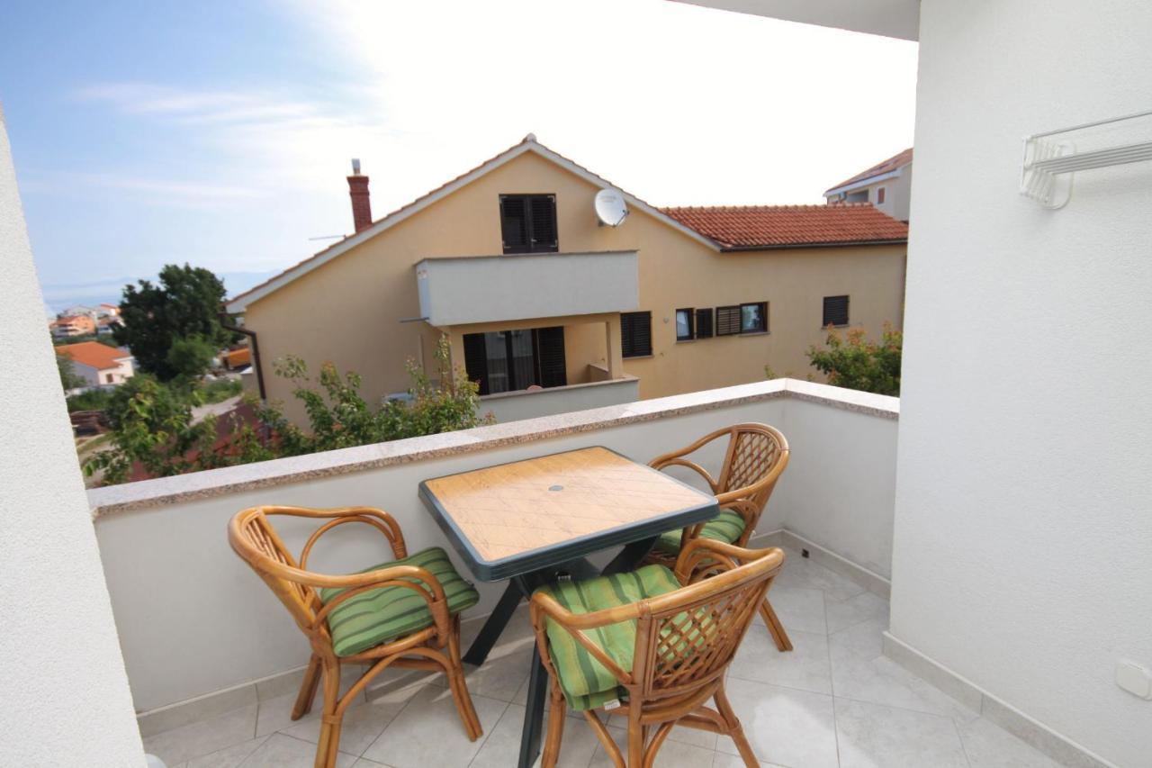 Apartments And Rooms With Parking Space Njivice, Krk - 5458 Ngoại thất bức ảnh